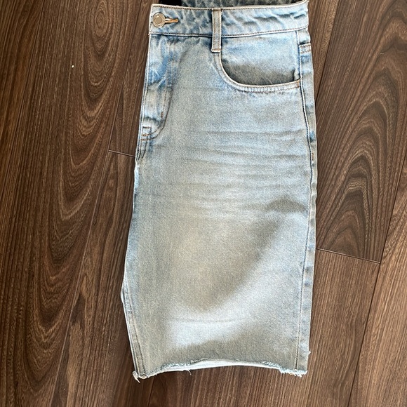 Frank and Oak 9” Denim Shorts - Picture 3 of 3